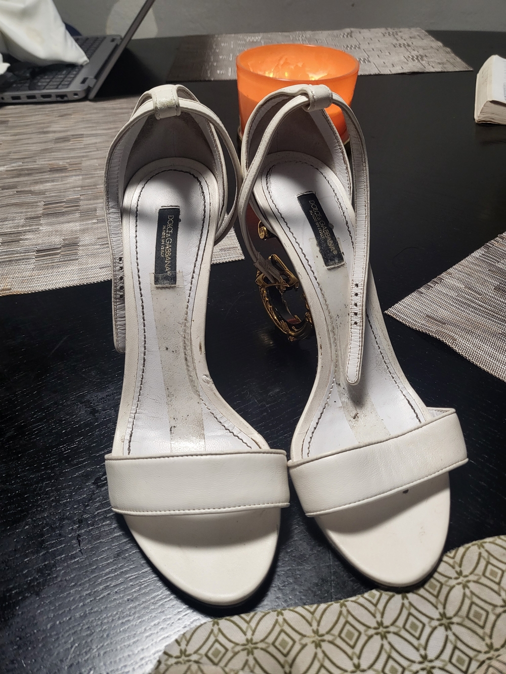 Dolce & Gabbana Women White Strappy Heeled Sandals with Decorative Gold Accent - Picture 4 of 4